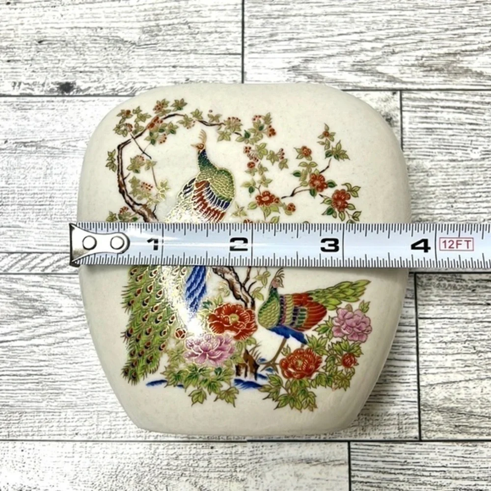 Japanese Vintage Beige Oval Peacock Vase